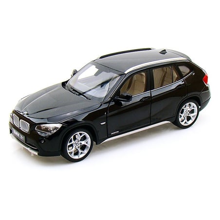 Kyosho 1/18 BMW X1 XDrive 28i (E84)