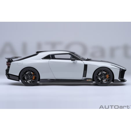 Autoart 1/18 Nissan GT-R50 by Italdesign 2020