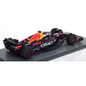 Spark 1/18 Oracle Red Bull Racing RB18 Winner Japanese GP 2022 No.1 Max Verstappen With pitboard World Champion