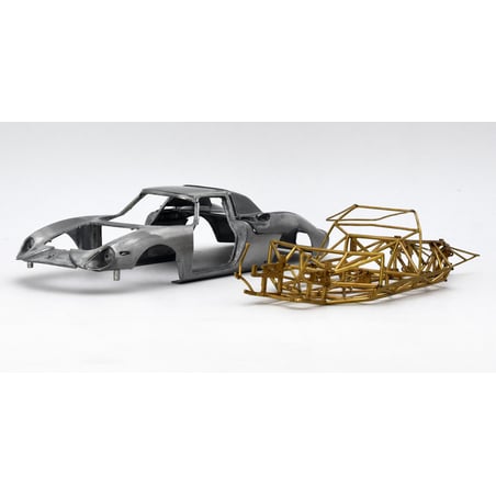 CMC 1/18 Ferrari 250 LM No.7 chassis. No.5895 Winner 12hrs Reims 1964, Graham Hill / Joachim Bonnier