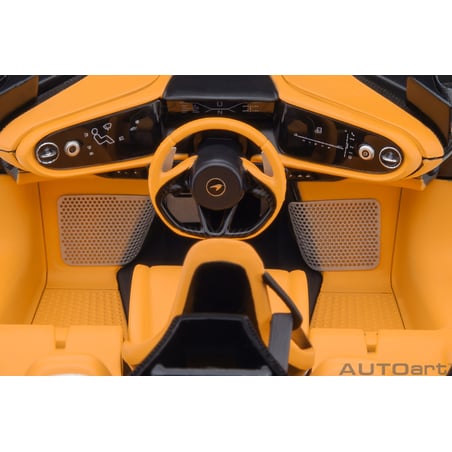 Autoart 1/18 McLaren Speedtail