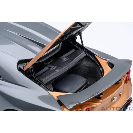 Autoart 1/18 Nissan GT-R50 by Italdesign 2020