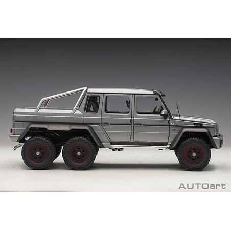 Autoart 1/18 Mercedes Benz G63 6x6