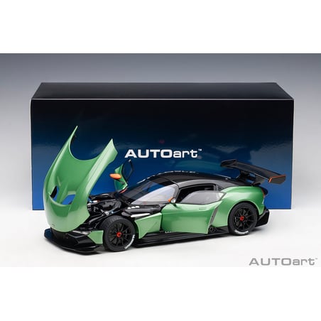 AUTOart 1/18 Aston Martin Vulcan Coupe 2015