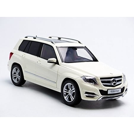 Welly GT Autos 1/18 Mercedes Benz GLK 2013