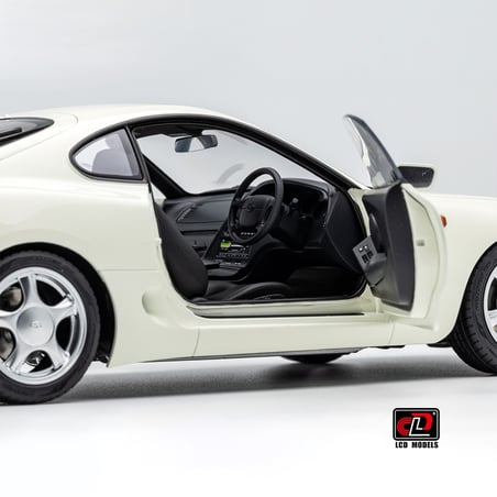 LCD Models 1/18 Toyota Supra MKIV (A80) Coupe 1993 (Car lift and key fob included)