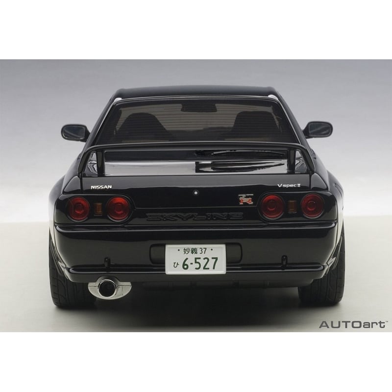 1:18 Skyline GT-R (R32) V SPEC II- New Animation Film Initial D