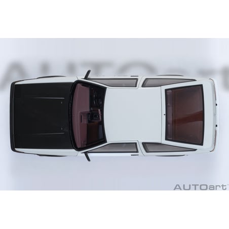 Autoart 1/18 Toyota Sprinter Trueno (AE86) “Project D” Final version 30th ann