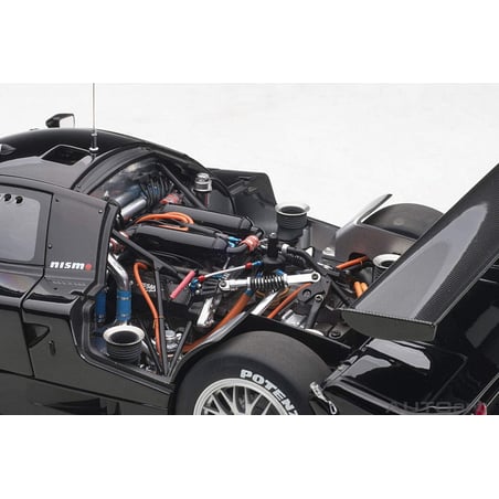 1:18 Nissan R390 GT1 Le Mans 1998 (AUTOart)