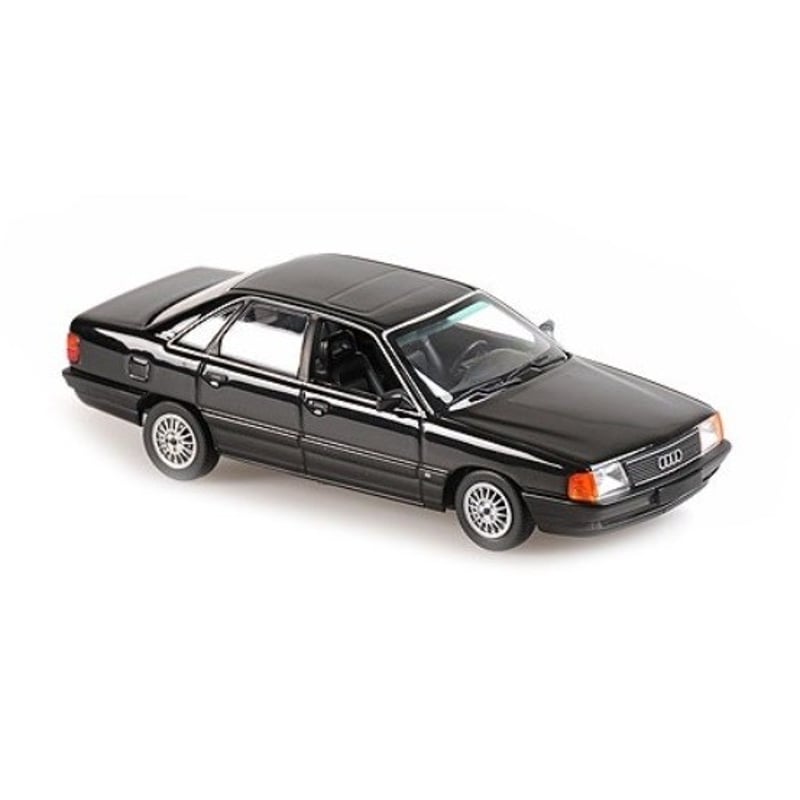 Maxichamps 1:43 Audi 100 1990