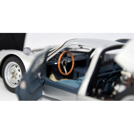 CMC 1/18 Porsche 904 Carrera GTS (chassis No. 904-006) No.150 2nd Rallye Monte Carlo 1965 Eugen Böhringer/Rolf Wütherich