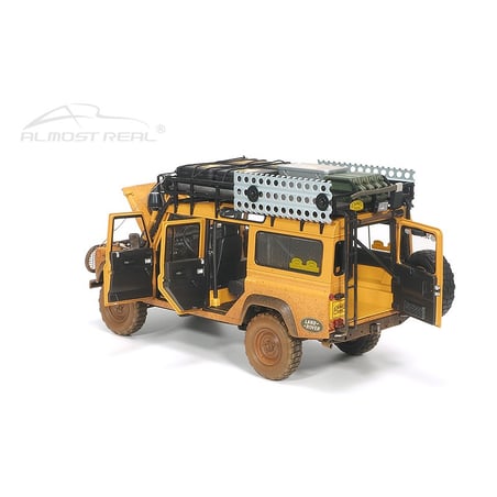 Almost 1/18 Land Rover Defender D110 Camel Trophy Support Unit Sabah-Malaysia 1993 Dirty Version