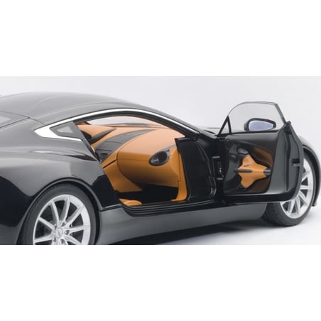 1:18 Aston Martin One -77 (AUTOart)