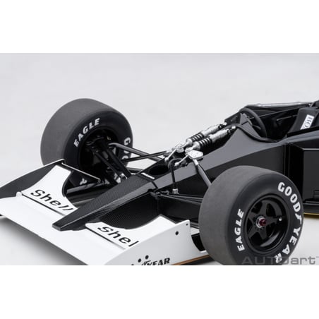 Autoart 1/18  McLaren Honda MP4/6 1991 No.1 World Champion 2nd Japan GP Ayrton Senna (with McLaren logo)