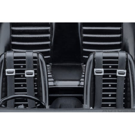 Autoart 1/18 Nissan Skyline 2000 GT-R (KPGC110) Tuned version 1973 with RS Watanabe wheel