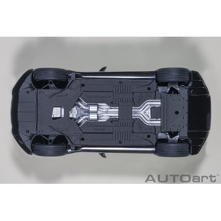 1/18 Aston Martin Vantage 2019