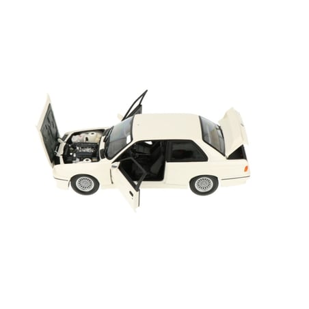 Minichamps 1/18 BMW M3 (E30) 1987