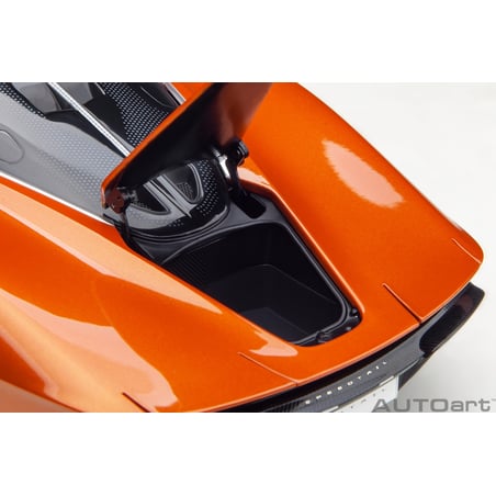 Autoart 1/18 McLaren Speedtail