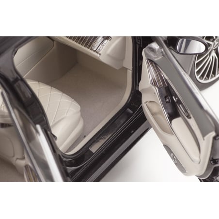 1/18 Mercedes Benz S Klasse AMG Line V223