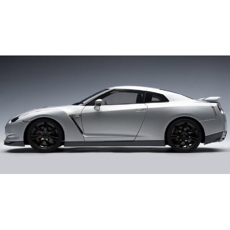 AUTOart 1/12 Nissan Skyline GTR - R35 Premium Edition