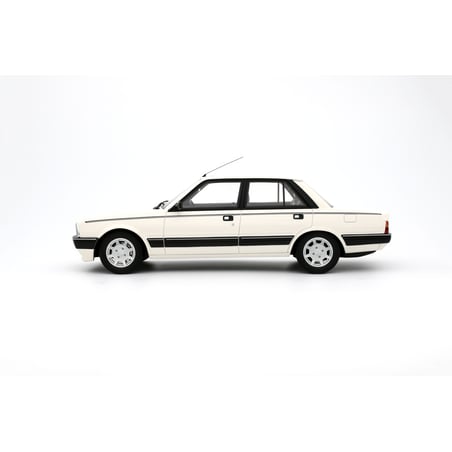 Otto Mobile 1/18 Peugeot 505 V6 1989