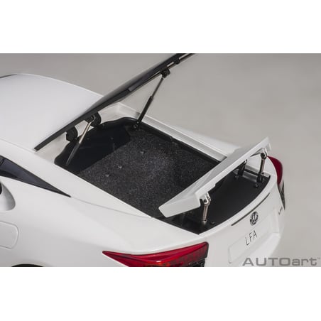 Autoart 1/18 Lexus LFA 2012