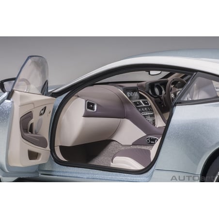 1:18 Aston Martin DB11 (AUTOart)