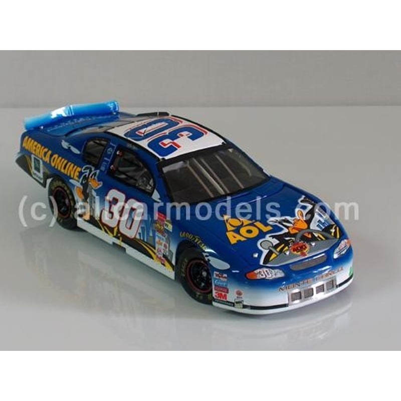 Action Racing Collectables 1/24 Chevrolet Monte Carlo  No.30 AOL Looney Tunes Rematch Jeff Green 2002