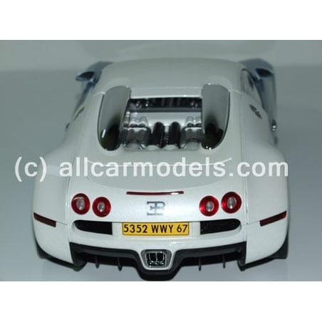 1:12 Bugatti EB 16.4 VEYRON Production Car (AUTOart)