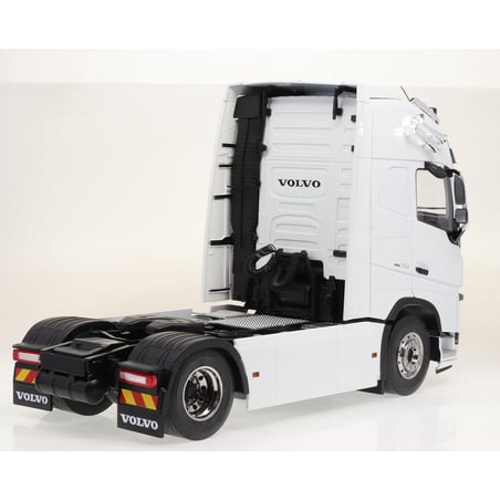 Premium Classixxs 1/18 Volvo FH16 XL Cab 2018