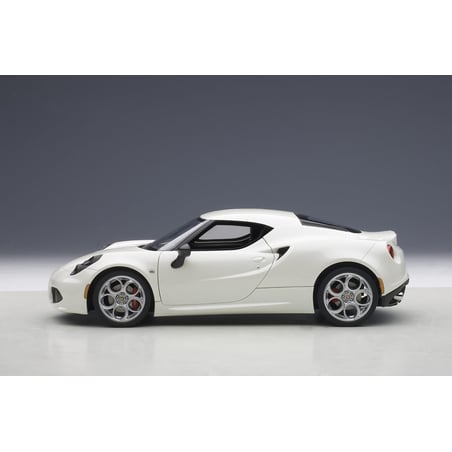 Autoart 1/18 Alfa Romeo 4C