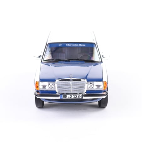 Mercedes Benz Dealer Pack Norev 1/18 Mercedes Benz E Class 200TE (S123) SW Servicewagen 1980