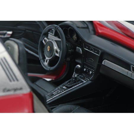 Schuco 1/18 Porsche 911 Targa 4 GTS