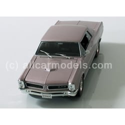 1:26 1965 Pontiac GTO (Welly)