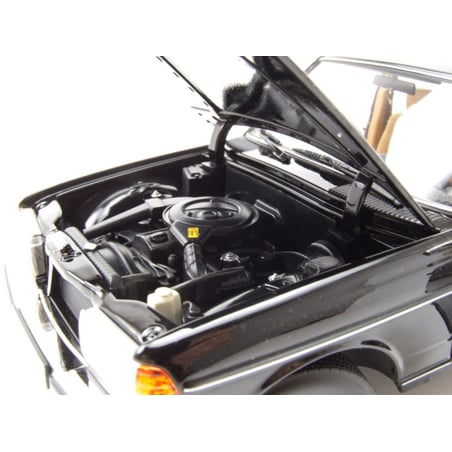 Norev 1/18 Mercedes Benz 200 T 1982