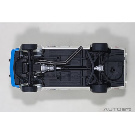 1:18 Nissan Skyline GT-R (KPGC 10) Racing 1972- Fuji 300km Speed Race Winner- No.15- Driver: K.Takahashi (AUTOart)