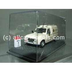 1:43 Renault 4 F6...