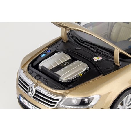 Welly 1/18 Volkswagen Phaeton 2010