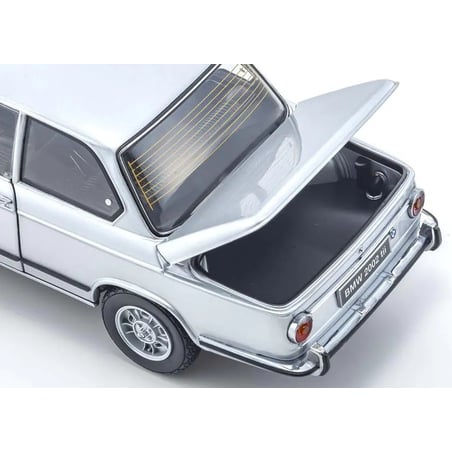Kyosho 1/18 BMW 2002 Tii 1972