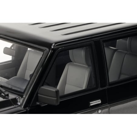 Otto Mobile 1/18 Nissan Patrol GR Y60 1992