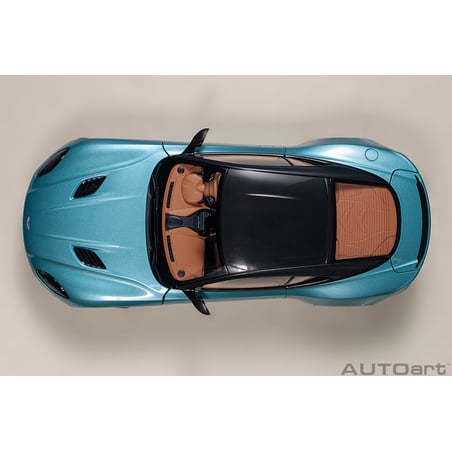 Autoart 1/18 Aston Martin DBS Superleggera