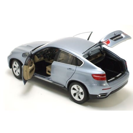 Kyosho 1/18 BMW ActiveHybrid X6