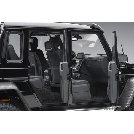 Autoart 1/18 Mercedes Benz G63 AMG 6x6