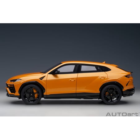Autoart 1/18 Lamborghini Urus