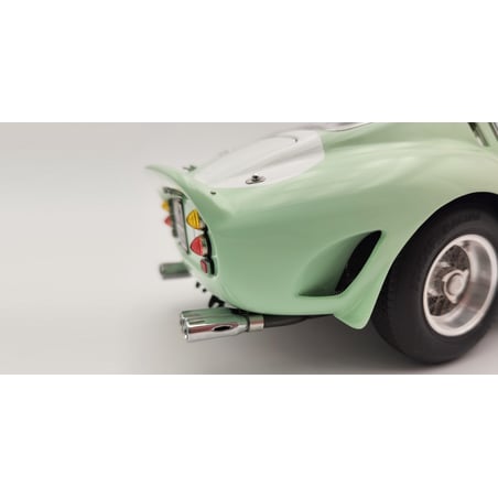 CMC 1/18 Ferrari 250 GTO, Goodwood 1962, No.15 Stirling Moss Team/Ireland