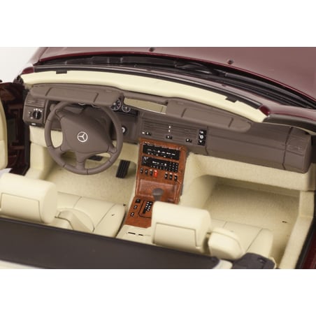 1/18 Mercedes Benz SL 500  (R129) 1998-2001