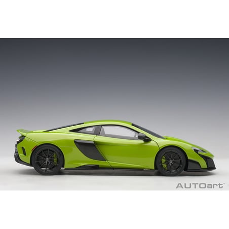 Autoart 1/18 McLaren 675 LT