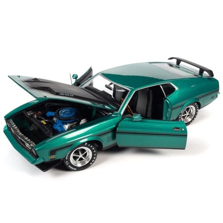 Autoworld 1/18 Ford Mustang Mach 1 1971