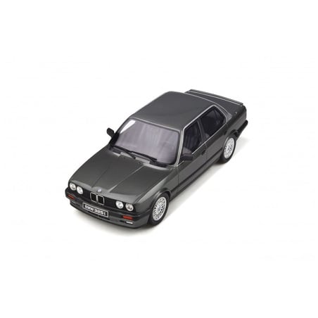 1:18 BMW E30 325i Sedan (Otto Mobile)