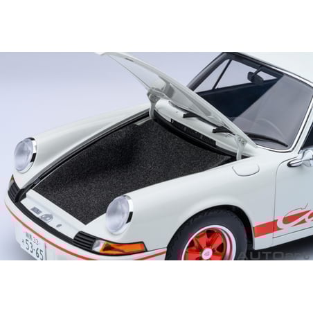 Autoart 1/18 Porsche 911 Carrera 2.7 RS “THE CIRCUIT WOLF”